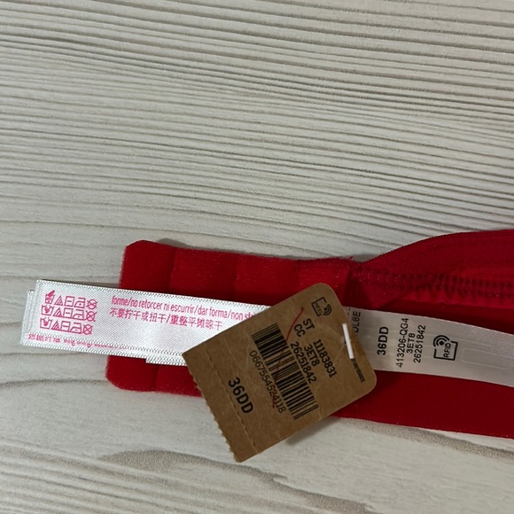 Pink Wear Everywhere Wireless Bra - Picture 3 of 5